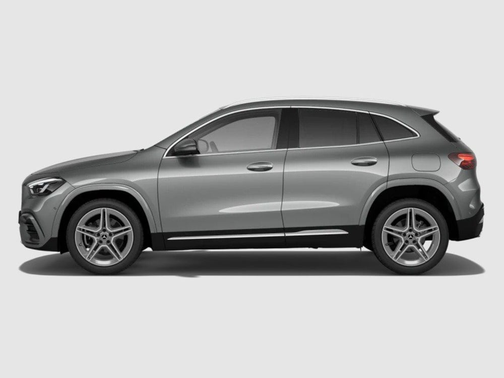 Mercedes-Benz GLA SUV nuova a Ancona (2)