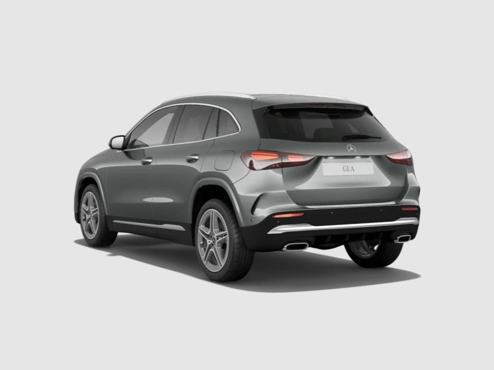 Mercedes-Benz GLA SUV nuova a Ancona (3)