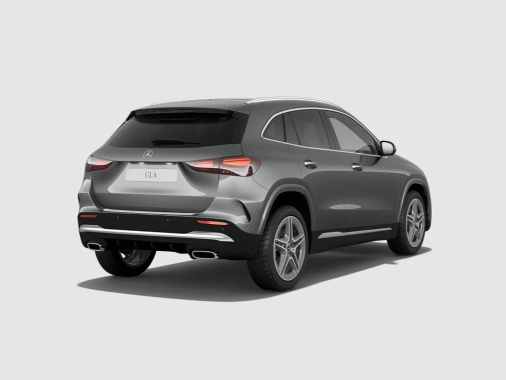 Mercedes-Benz GLA SUV nuova a Ancona (5)