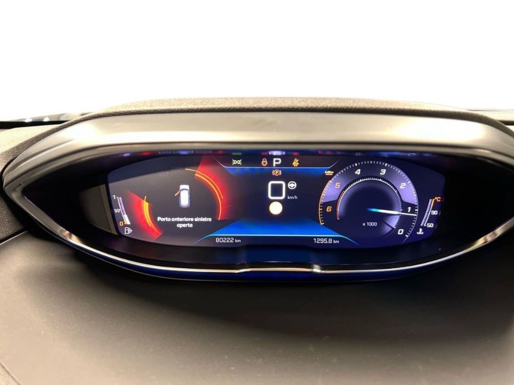 Peugeot 3008 usata a Macerata (9)