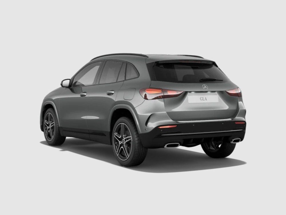 Mercedes-Benz GLA SUV nuova a Ancona (3)