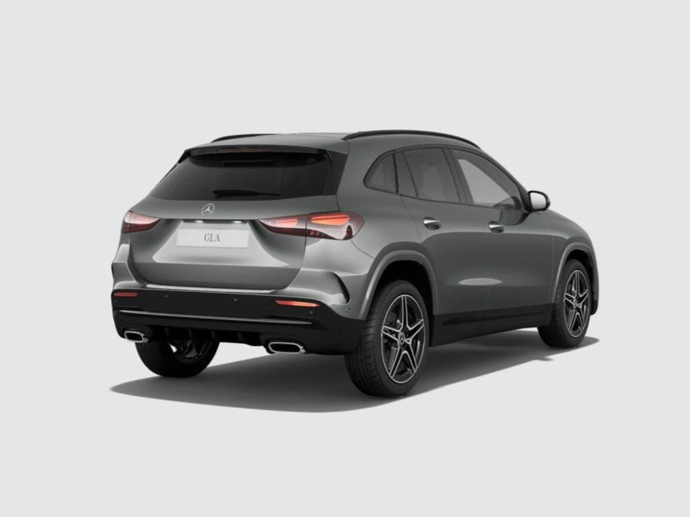 Mercedes-Benz GLA SUV nuova a Ancona (5)
