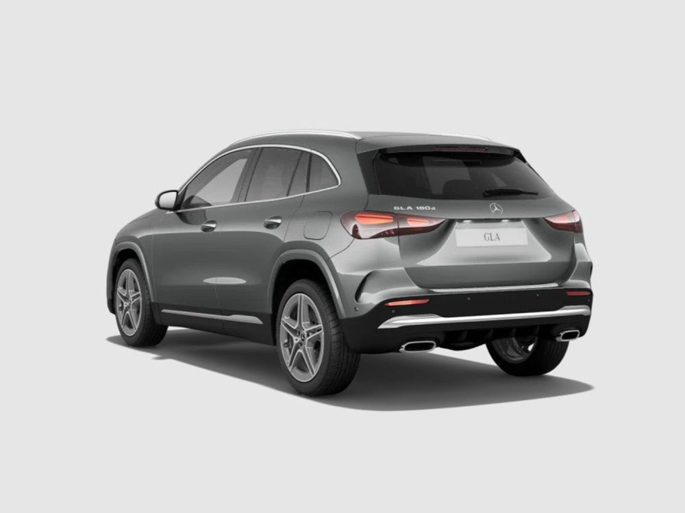 Mercedes-Benz GLA SUV nuova a Ancona (3)