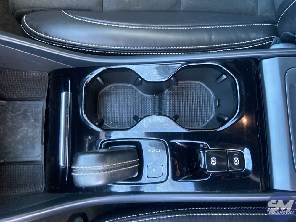 Volvo XC40 usata a Siena (13)