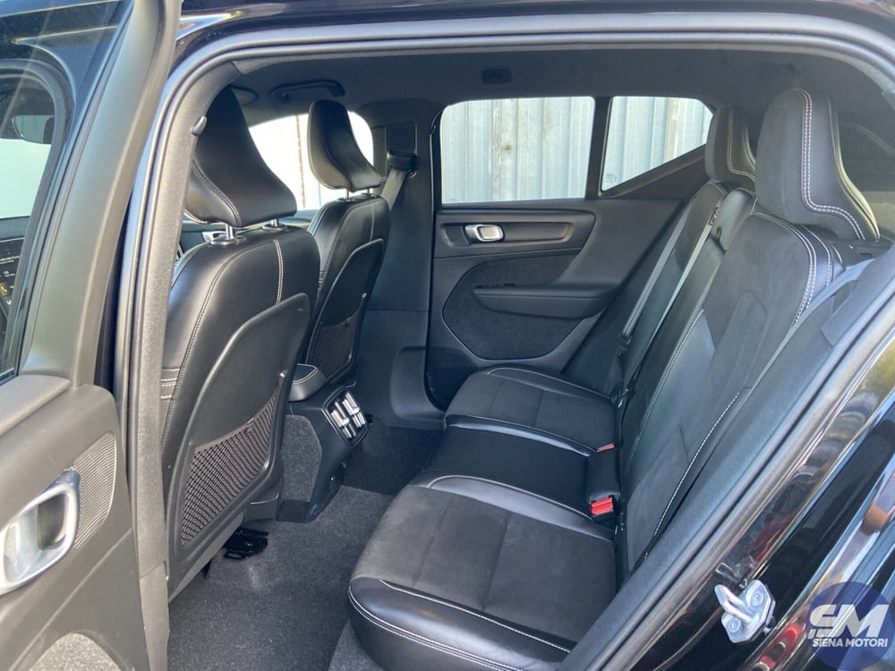 Volvo XC40 usata a Siena (18)