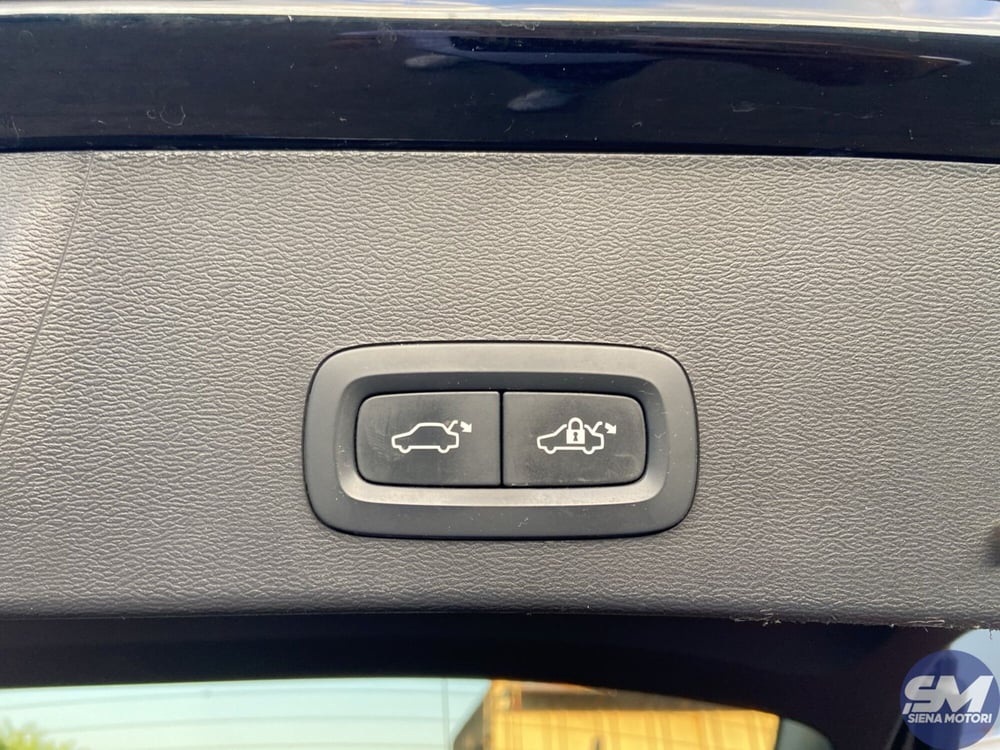 Volvo XC40 usata a Siena (19)