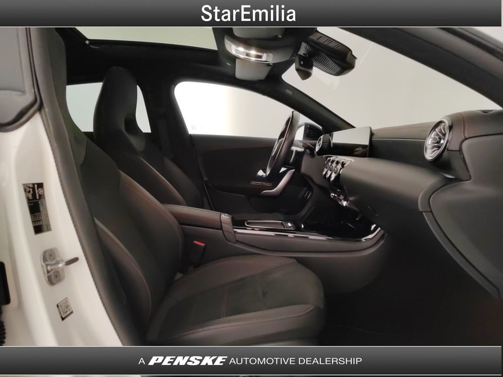 Mercedes-Benz CLA Shooting Brake nuova a Ferrara (17)
