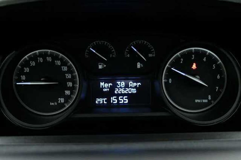 Lancia Ypsilon usata a Mantova (11)