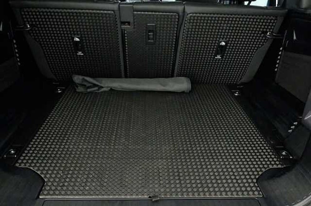 Land Rover Defender usata a Mantova (16)