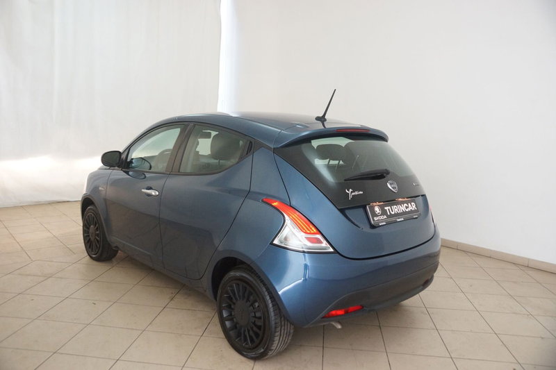 Lancia Ypsilon usata a Torino (17)