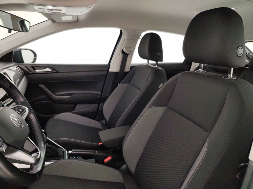 Volkswagen Taigo usata a Massa-Carrara (9)