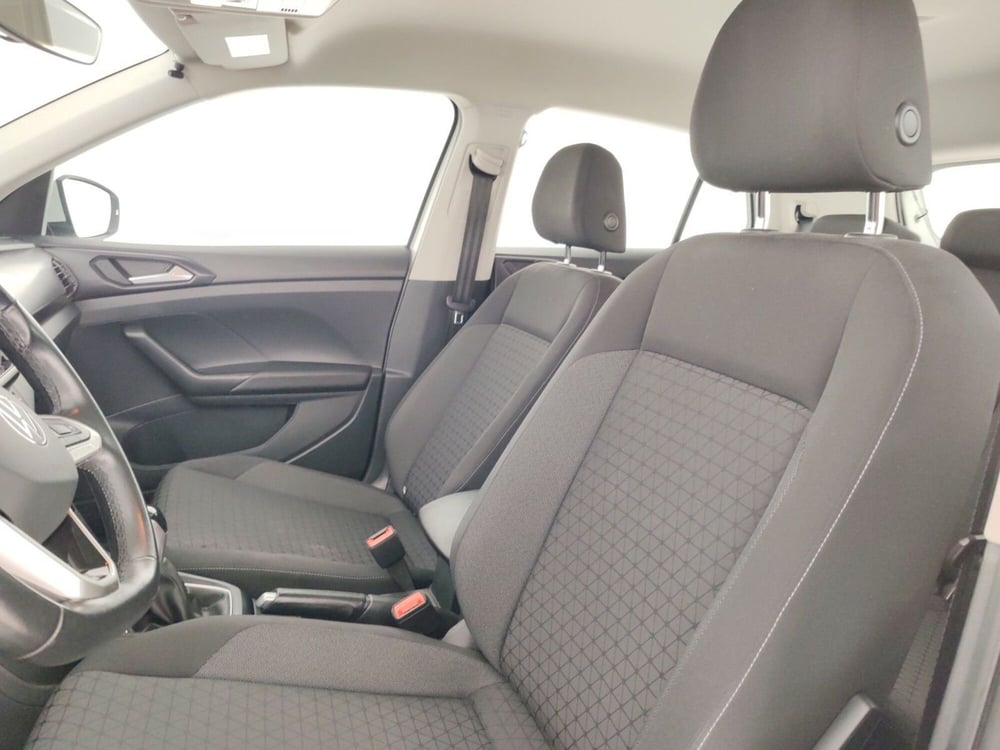 Volkswagen T-Cross usata a Massa-Carrara (13)