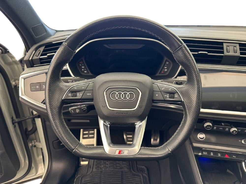 Audi Q3 Sportback usata a Caserta (11)