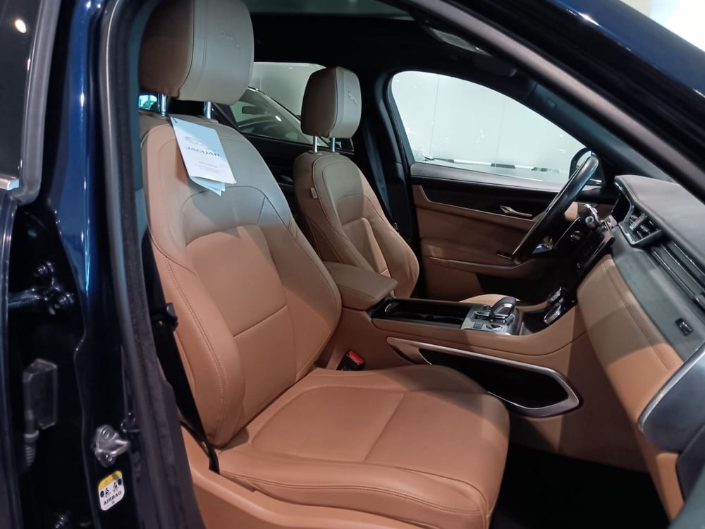 Jaguar F-Pace usata a Asti (13)