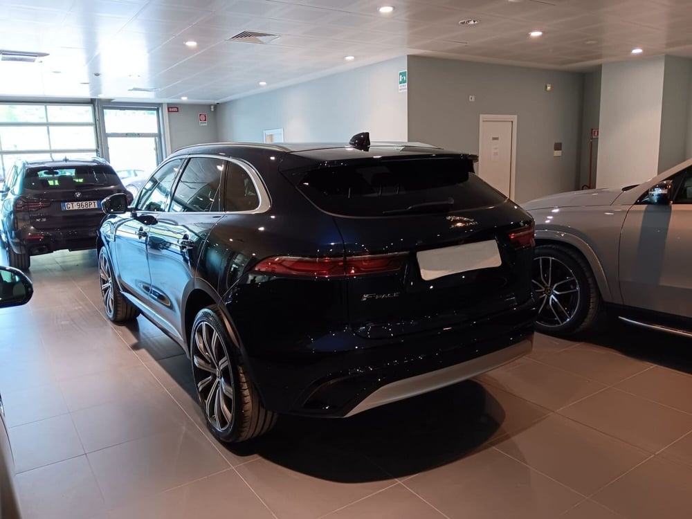 Jaguar F-Pace usata a Asti (3)
