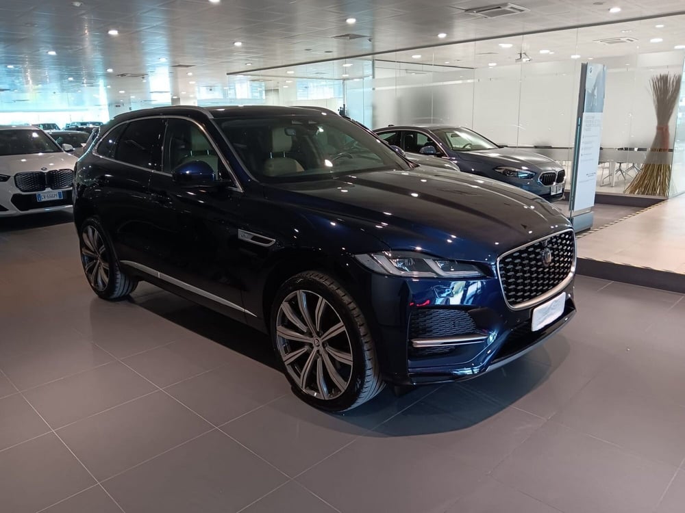 Jaguar F-Pace usata a Asti (7)
