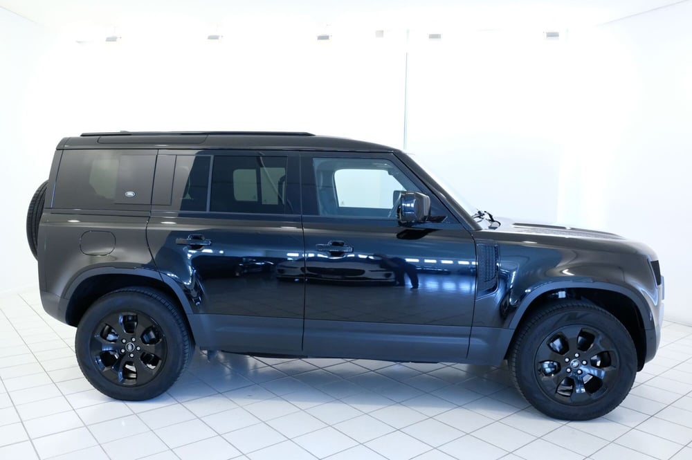 Land Rover Defender usata a Mantova (6)