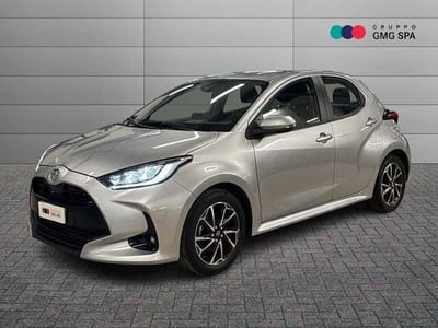 Toyota Yaris 1.0 5 porte Active del 2023 usata a Prato
