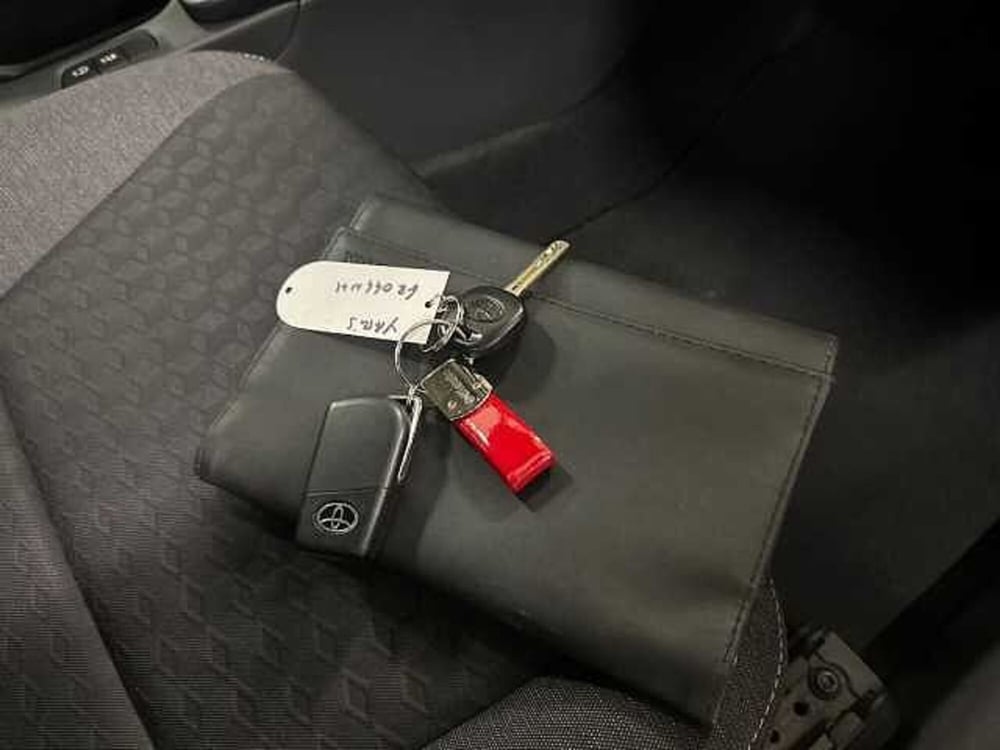 Toyota Yaris usata a Prato (19)