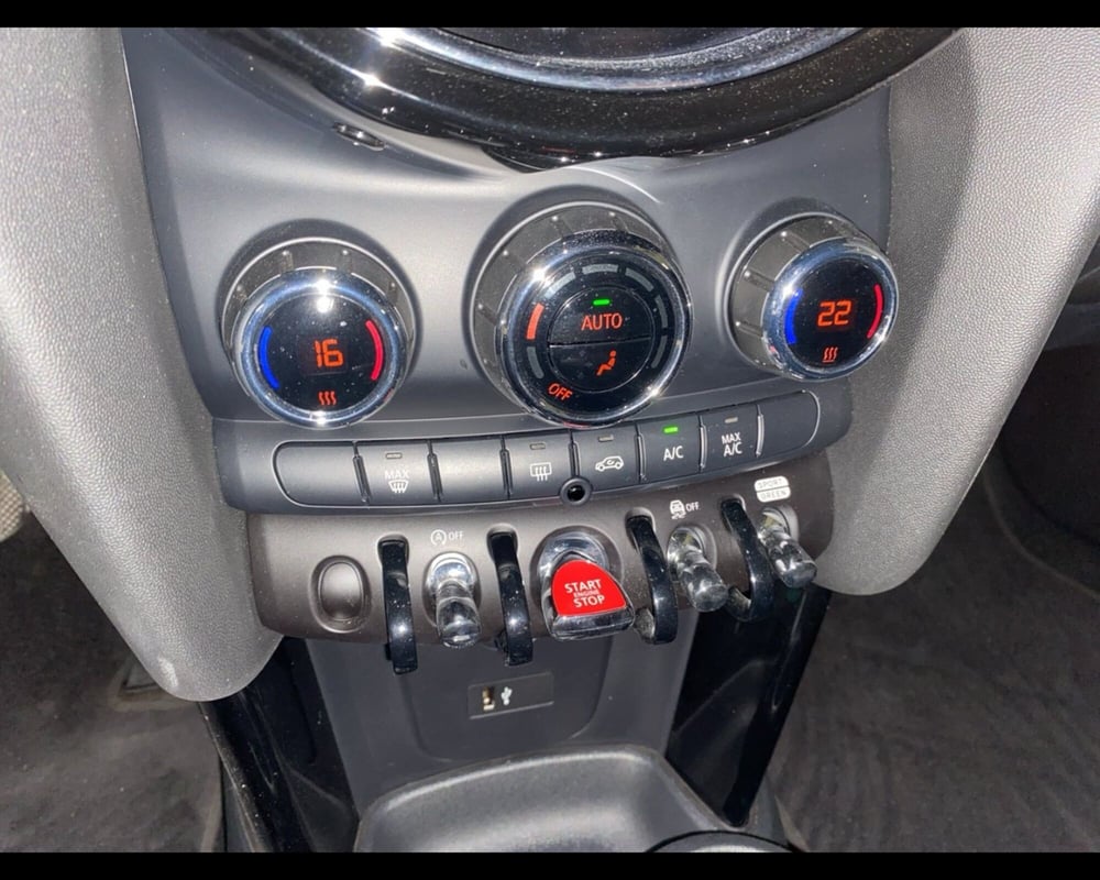 MINI Mini usata a Caserta (17)