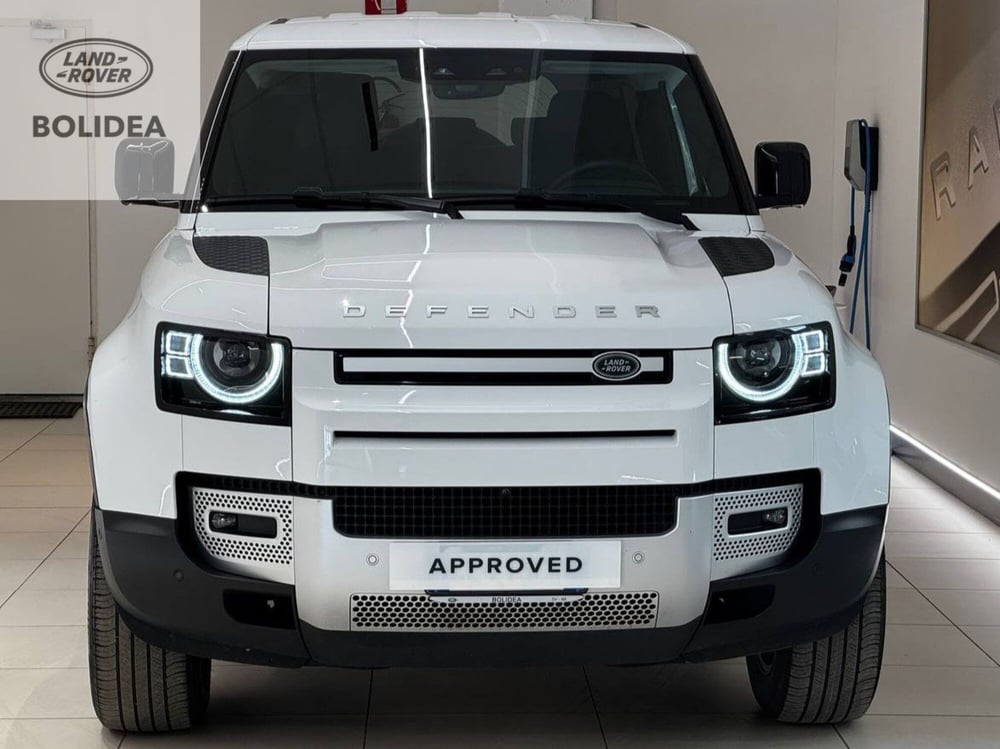 Land Rover Defender usata a Savona (8)