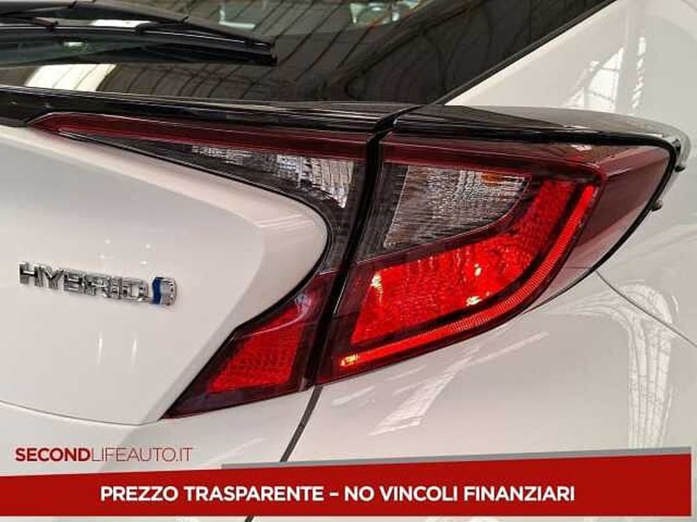 Toyota Toyota C-HR usata a Chieti (16)