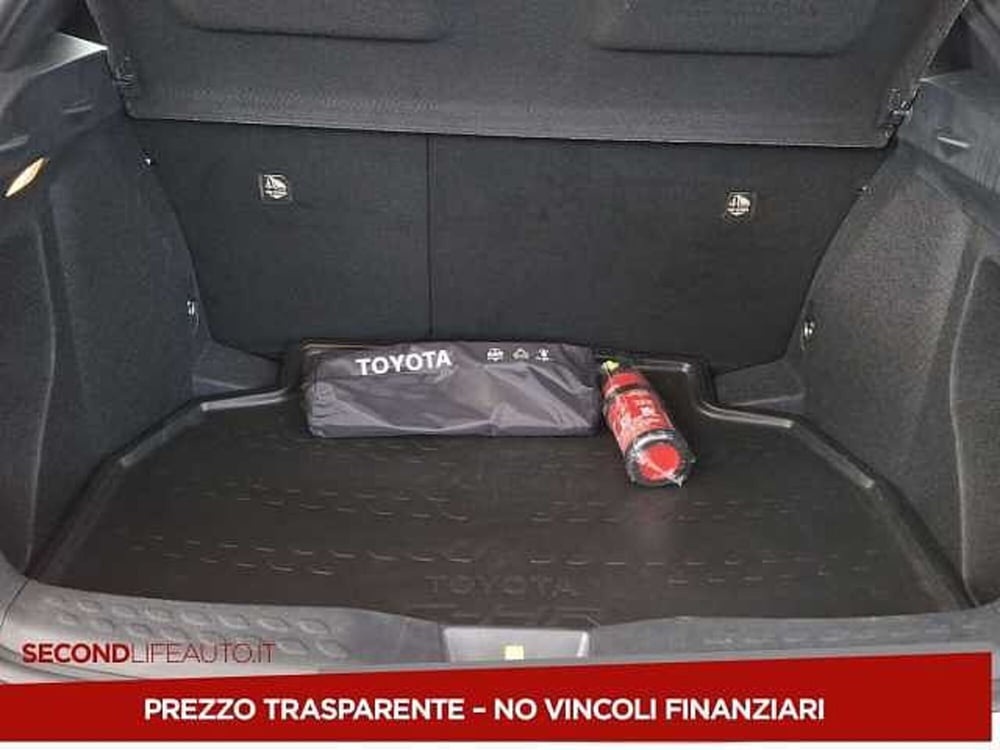 Toyota Toyota C-HR usata a Chieti (18)