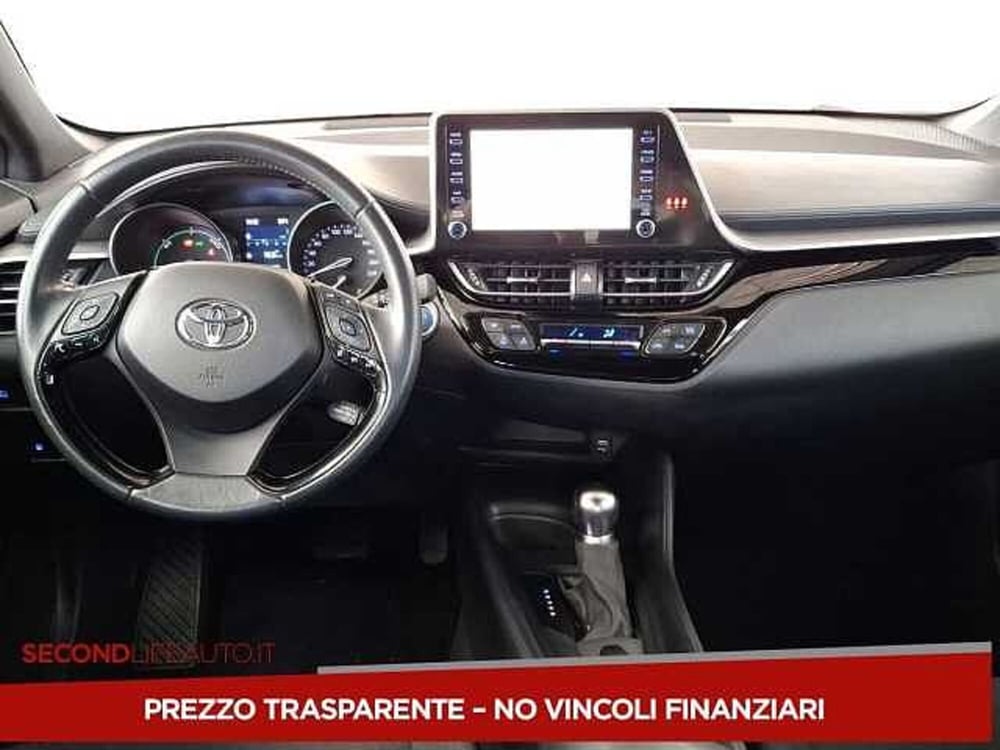 Toyota Toyota C-HR usata a Chieti (7)