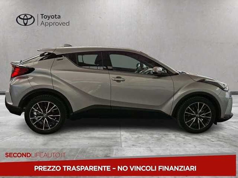 Toyota Toyota C-HR usata a Chieti (11)