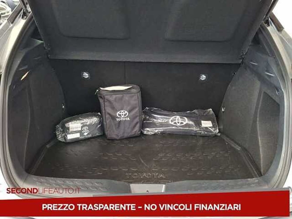 Toyota Toyota C-HR usata a Chieti (13)
