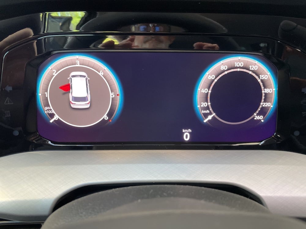 Volkswagen Golf Variant nuova a Varese (11)