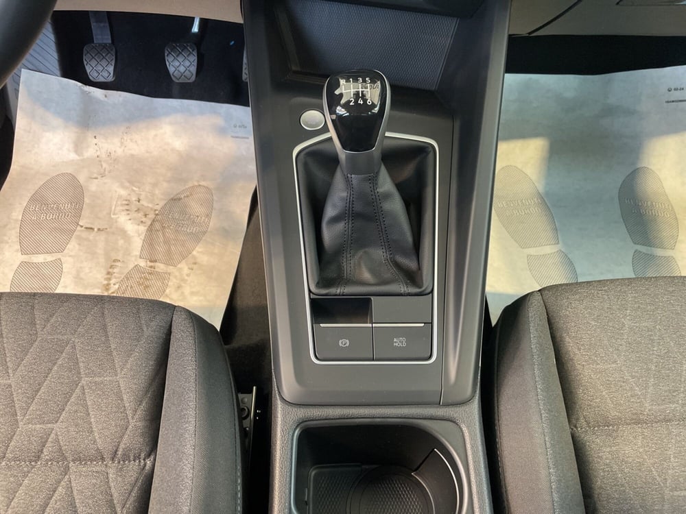 Volkswagen Golf Variant nuova a Varese (14)