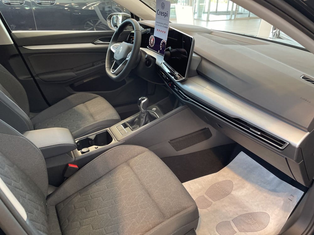 Volkswagen Golf Variant nuova a Varese (18)