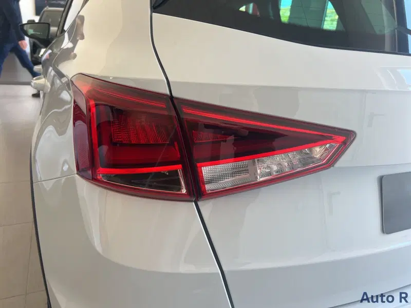 SEAT Arona nuova a Potenza (16)