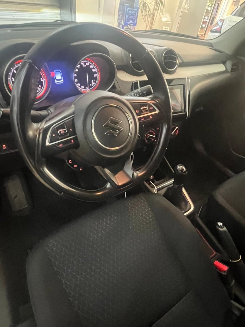 Suzuki Swift usata a Bari (3)