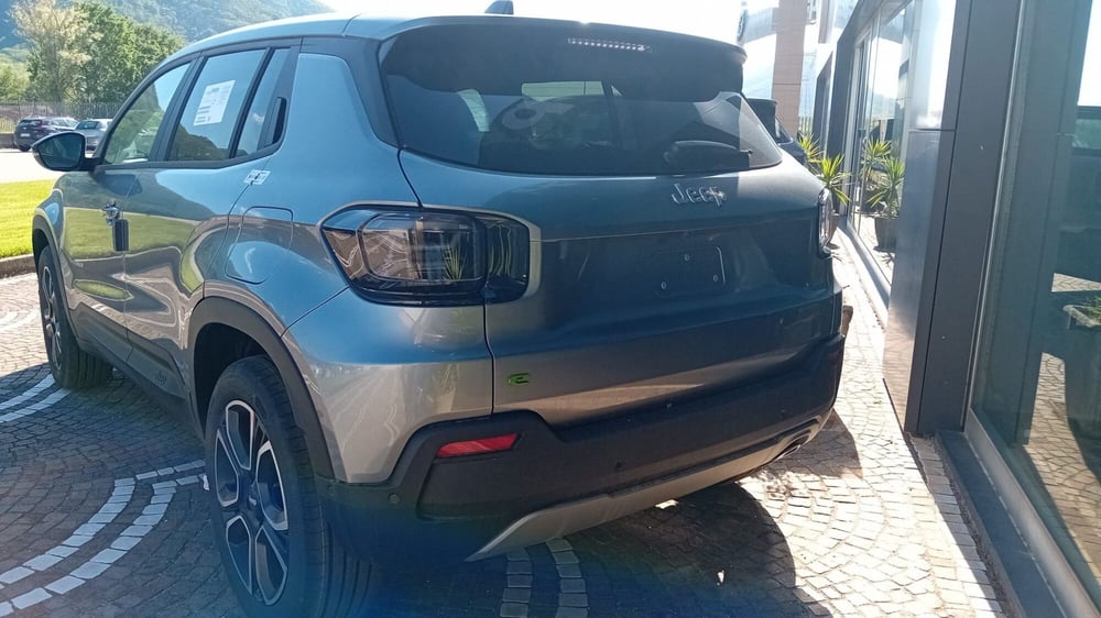 Jeep Avenger nuova a Benevento (10)