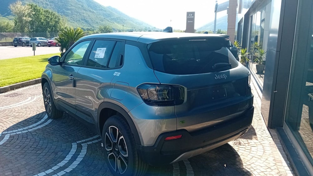 Jeep Avenger nuova a Benevento (5)