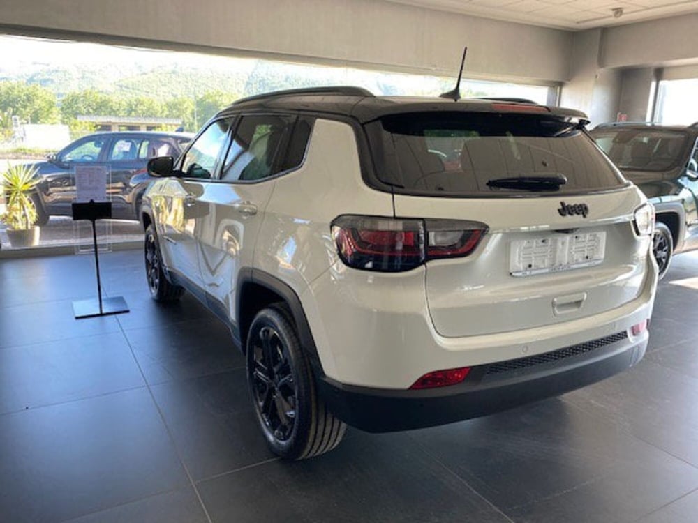 Jeep Compass nuova a Benevento (7)