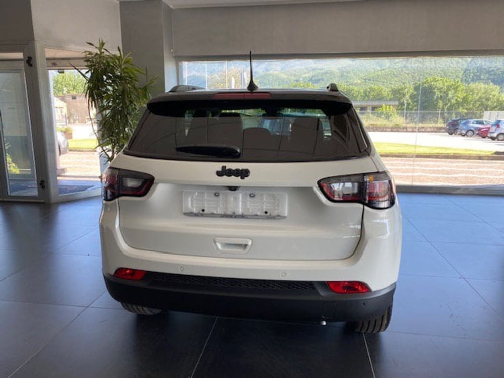 Jeep Compass nuova a Benevento (8)