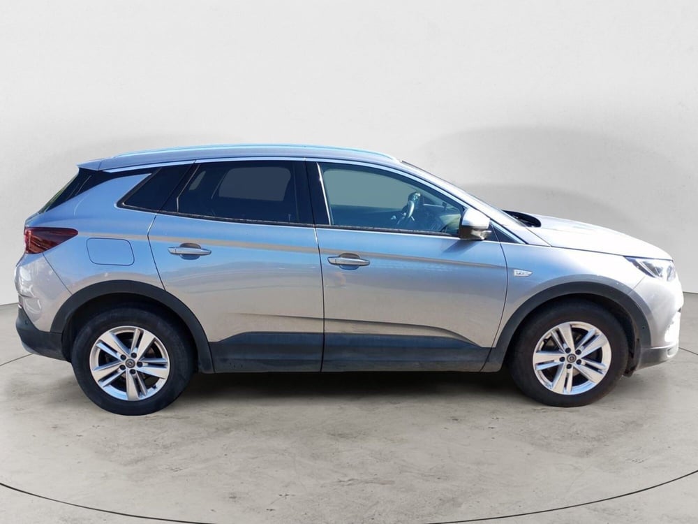 Opel Grandland X usata a Frosinone (6)