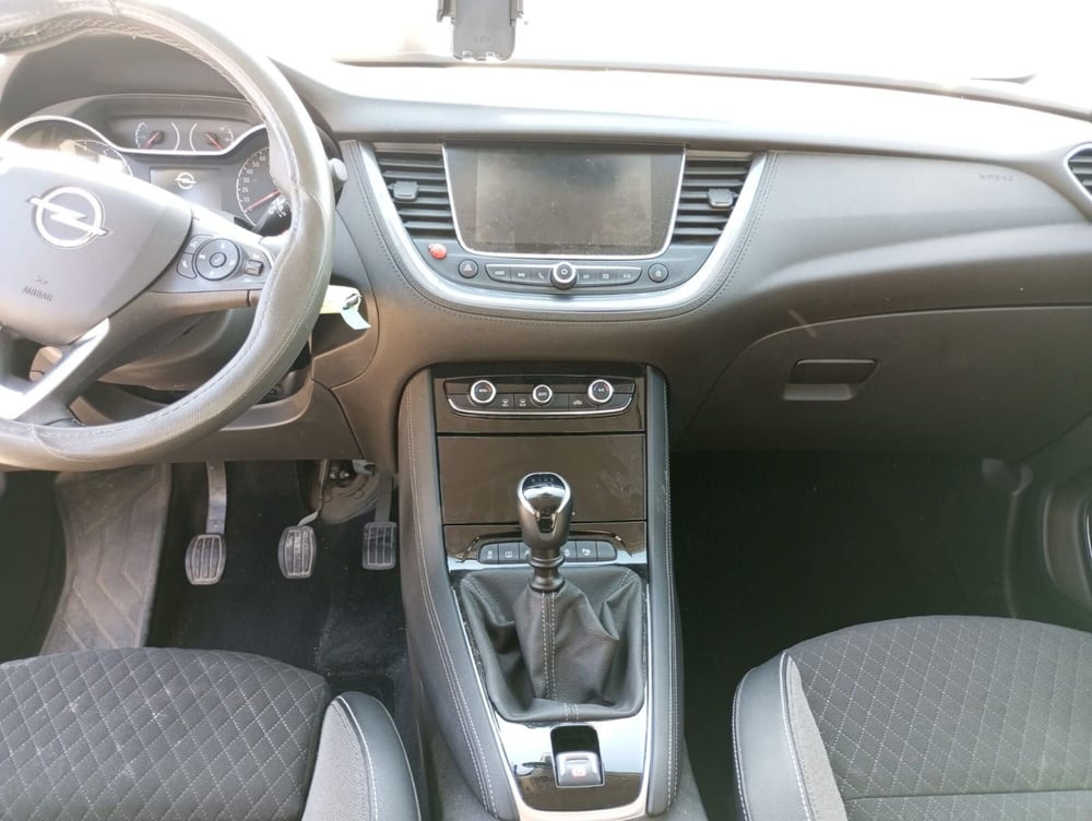 Opel Grandland X usata a Frosinone (8)