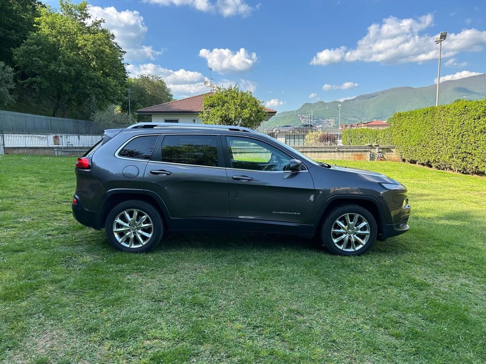 Jeep Cherokee usata a Salerno (14)