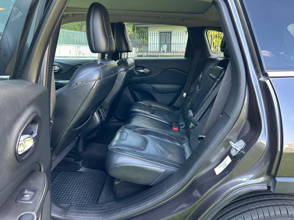 Jeep Cherokee usata a Salerno (19)