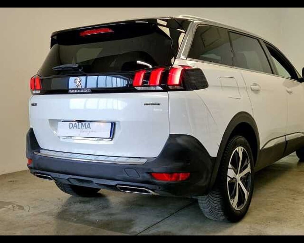 Peugeot 5008 usata a Milano (15)