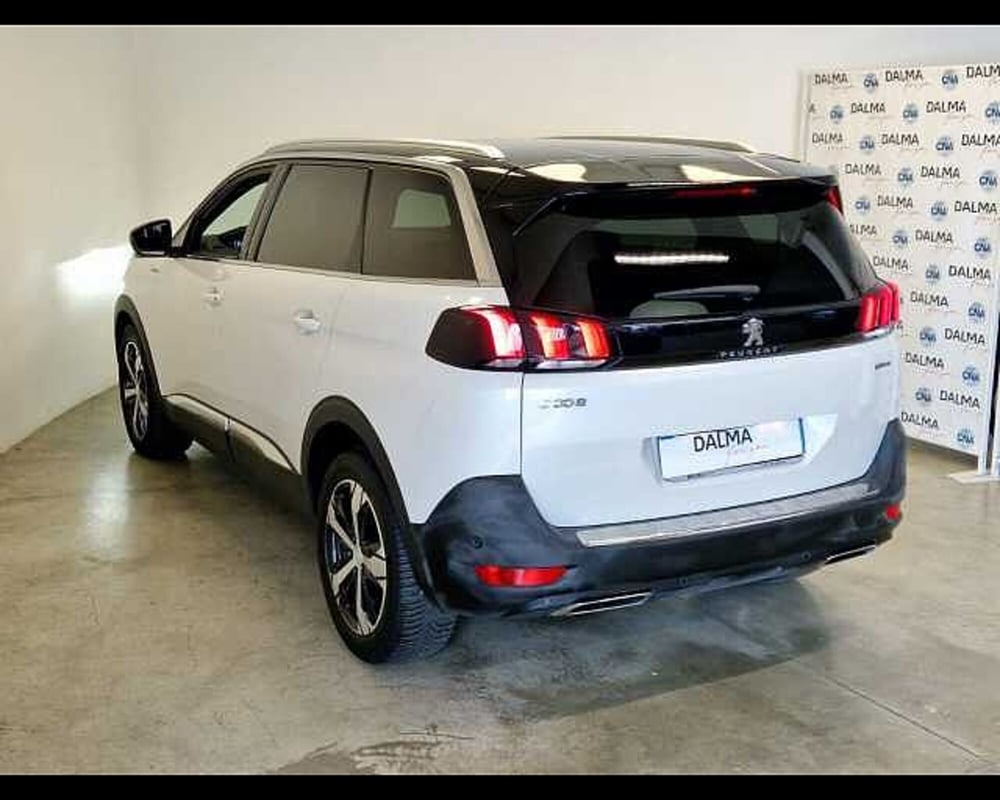 Peugeot 5008 usata a Milano (17)