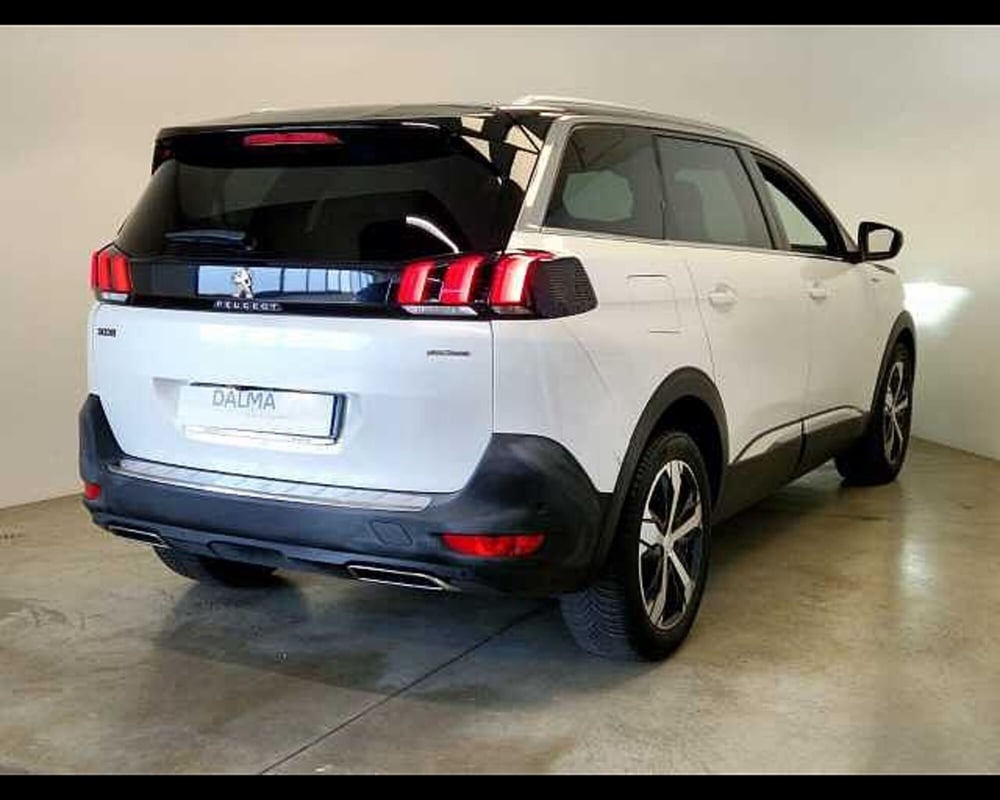 Peugeot 5008 usata a Milano (4)