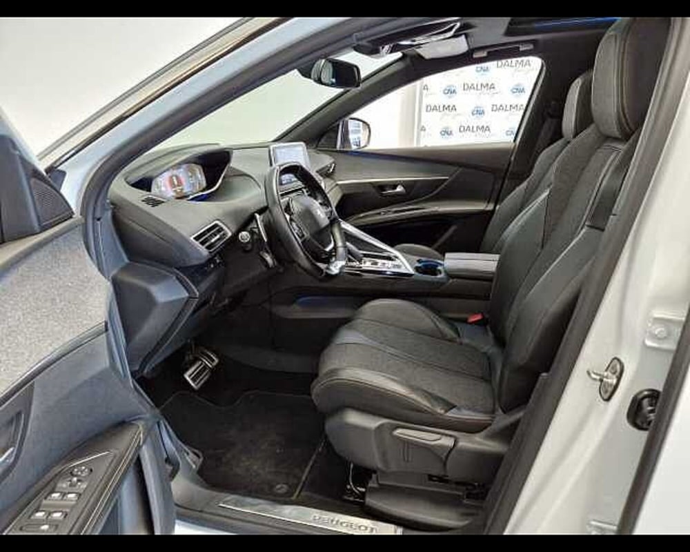 Peugeot 5008 usata a Milano (5)