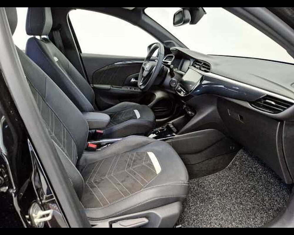 Opel Corsa usata a Milano (10)