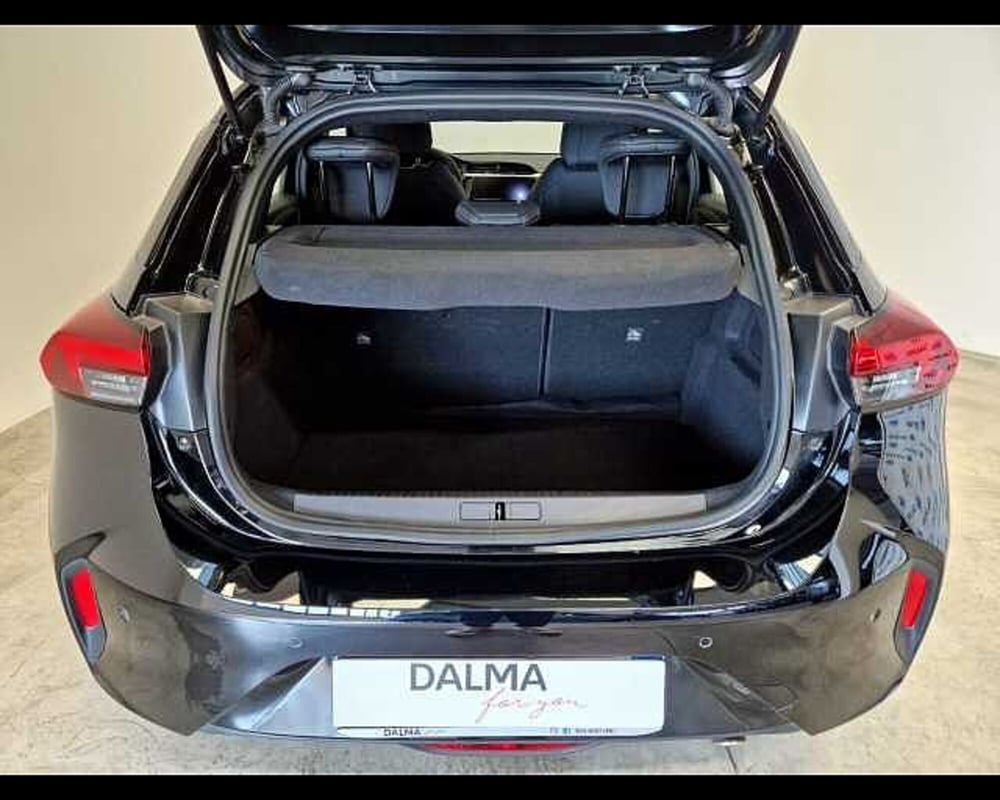 Opel Corsa usata a Milano (14)