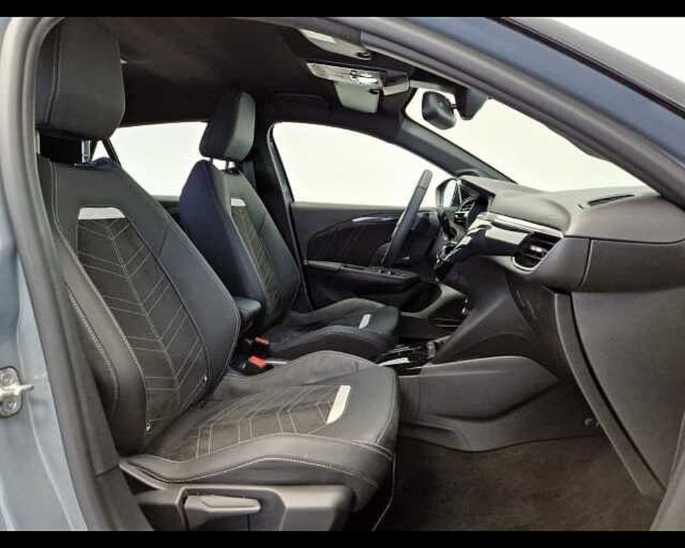 Opel Corsa usata a Milano (11)